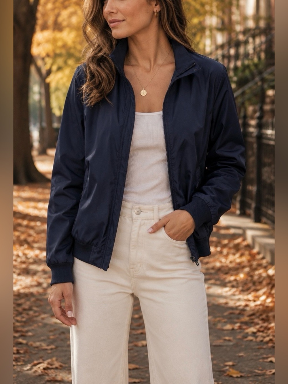 Everlane Women’s Navy Lightweight Bomber Jacket Size Small